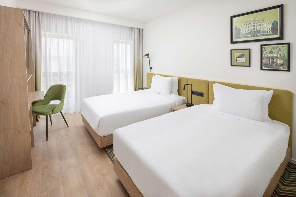 Hampton By Hilton Târgu-Mureş الغرفة الصورة