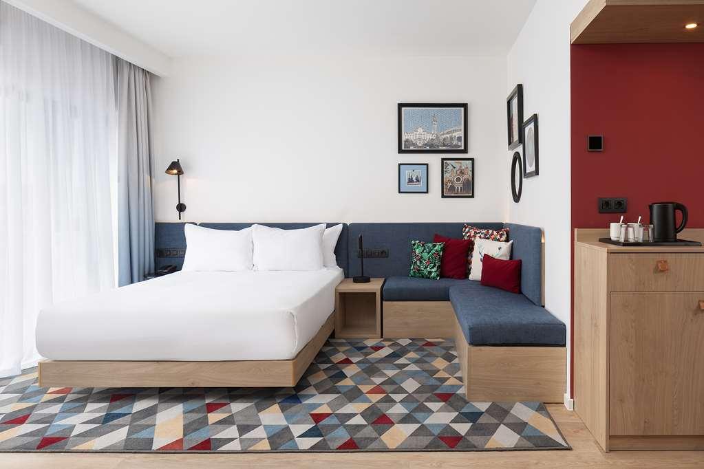 Hampton By Hilton Târgu-Mureş الغرفة الصورة
